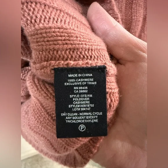 NWT Theory Off-Shoulder Sweater $475